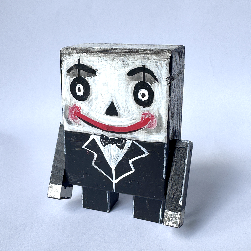 SuitsBot